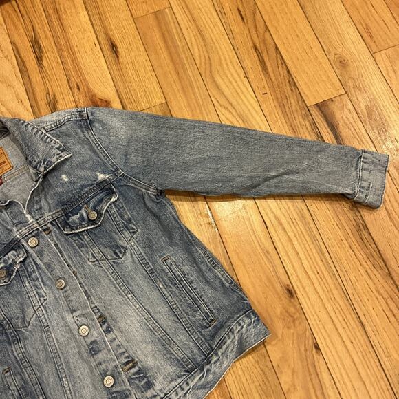 Lucky Brand Jean Jacket Tomboy Trucker Button Front Distressed Women Size Large - Picture 3 of 13